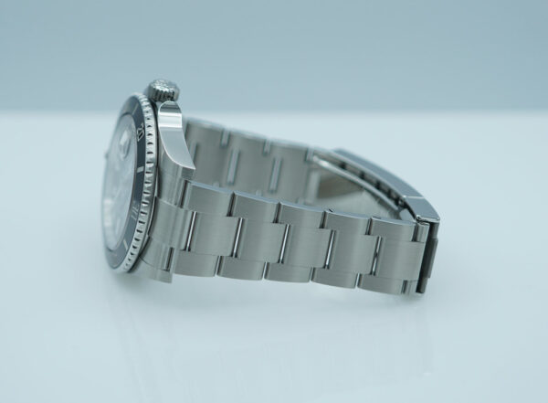 BRAND NEW Rolex 126610LN SUBMARINER DATE 41MM NEW MODEL 2025 FULL SET - Image 5