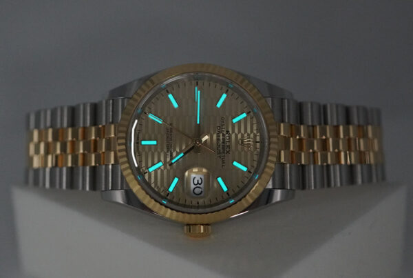 Rolex 126233 DATEJUST 36 18K GOLD STEEL GOLDEN MOTIF DIAL JUBILEE BAND FULL SET - Image 11