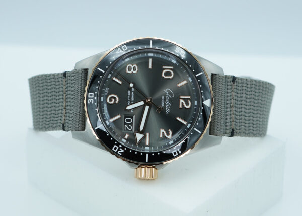 Glashutte ORIGINAL SeaQ PANORAMA DATE STEEL ROSE GOLD GREY DIAL 2022 FULL SET - Image 9