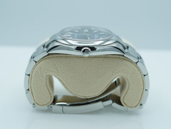 Rolex 124300 OYSTER PERPETUAL 41 BLUE DIAL 2024 WARRANTY FULL SET - Image 3
