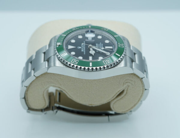 Rolex 126610LV SUBMARINER 41 GREEN MARK 2 BEZEL BLACK DIAL 2024 WARRANTY FULL SET - Image 3