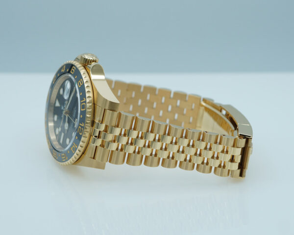 Rolex 126718GRNR GMT MASTER 2 YELLOW GOLD GREY BLACK BEZEL JUBILEE 2024 FULL SET - Image 5