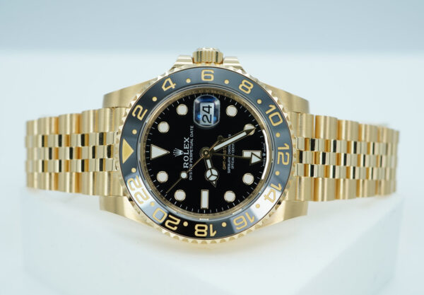 Rolex 126718GRNR GMT MASTER 2 YELLOW GOLD GREY BLACK BEZEL JUBILEE 2024 FULL SET - Image 10