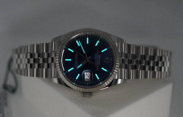 BRAND NEW  Rolex 126234 DATEJUST 36 FLUTED BEZEL BLUE DIAL JUBILEE BAND 2025 FULL SET - Image 11
