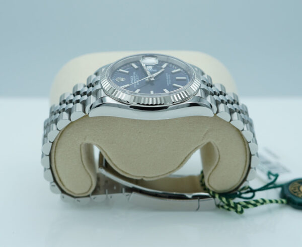 BRAND NEW  Rolex 126234 DATEJUST 36 FLUTED BEZEL BLUE DIAL JUBILEE BAND 2025 FULL SET - Image 4