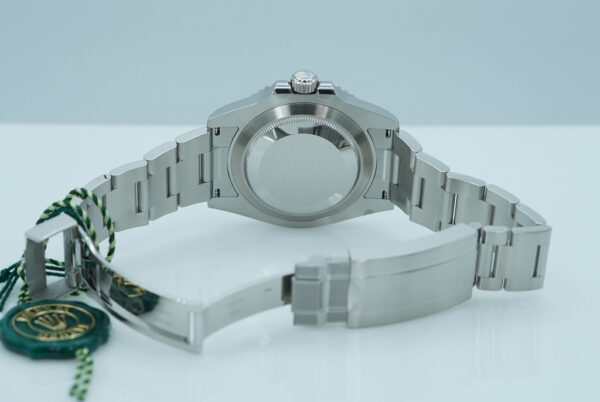 BRAND NEW Rolex 126610LV SUBMARINER 41 GREEN MARK 2 BEZEL BLACK DIAL 2025 FULL SET - Image 8