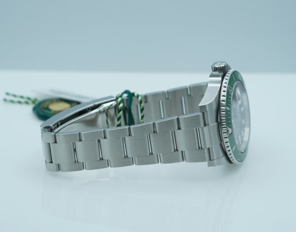 BRAND NEW Rolex 126610LV SUBMARINER 41 GREEN MARK 2 BEZEL BLACK DIAL 2025 FULL SET - Image 5