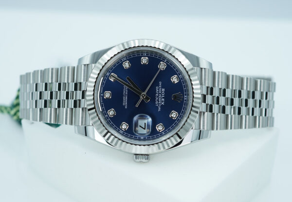 BRAND NEW Rolex 126334 DATEJUST 41 FLUTED BEZEL BLUE DIAMOND DIAL JUBILEE BAND 2025 FULL SET - Image 9