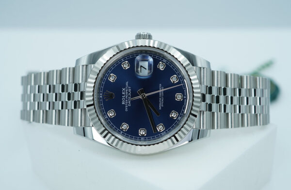 BRAND NEW Rolex 126334 DATEJUST 41 FLUTED BEZEL BLUE DIAMOND DIAL JUBILEE BAND 2025 FULL SET - Image 10