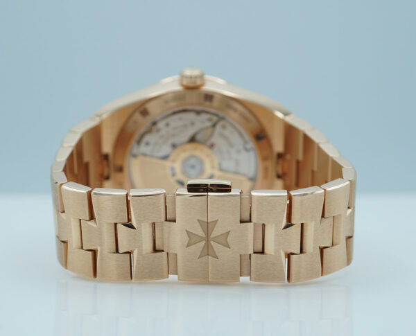 Vacheron CONSTANTIN OVERSEAS ROSE GOLD BLUE DIAL 4500V 2022 WARRANTY FULL SET - Image 7