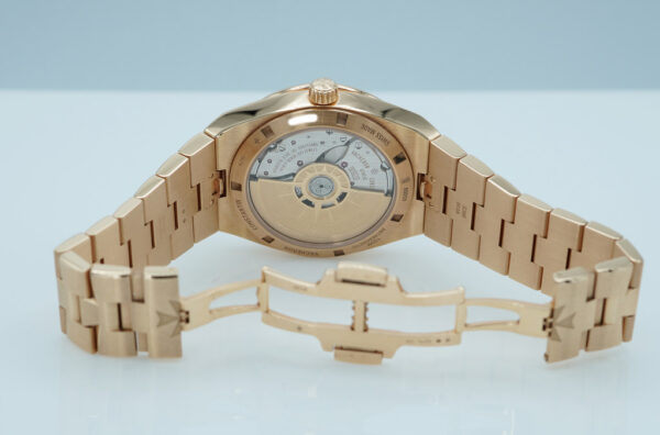 Vacheron CONSTANTIN OVERSEAS ROSE GOLD BLUE DIAL 4500V 2022 WARRANTY FULL SET - Image 8