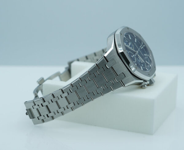 Audemars PIGUET ROYAL OAK CHRONOGRAPH 26715ST BLUE DIAL AP SERVICED FULL SET - Image 6