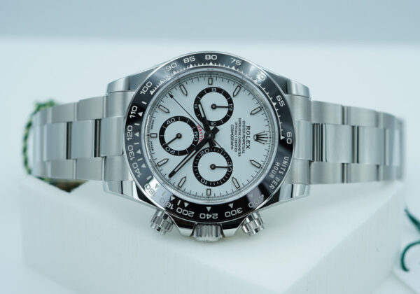 BRAND NEW Rolex 126500LN DAYTONA STEEL WHITE DIAL NEW MODEL 2025 FULL SET - Image 9