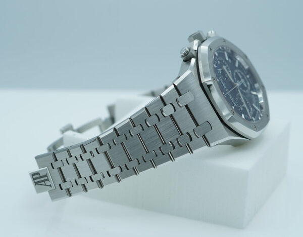 Audemars PIGUET ROYAL OAK CHRONOGRAPH 50TH ANNIVERSARY 26240ST BLUE NUIT DIAL FULL SET - Image 5