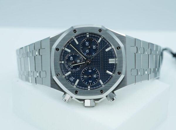 BRAND NEW Audemars PIGUET ROYAL OAK CHRONOGRAPH 26240ST BLUE NUIT DIAL 2025 FULL SET - Image 9