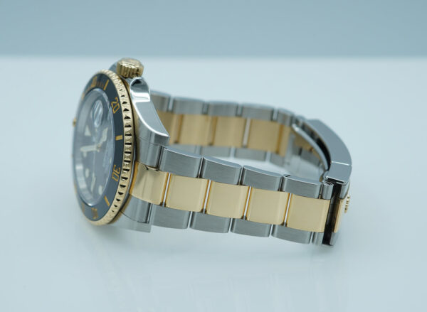 Rolex 126613LN SUBMARINER YELLOW GOLD STEEL BLACK DIAL 2022 WARRANTY FULL SET - Image 5