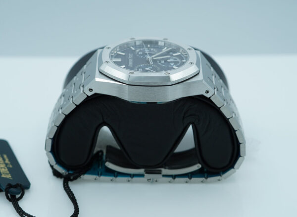BRAND NEW Audemars PIGUET ROYAL OAK CHRONOGRAPH 26240ST BLUE NUIT DIAL 2025 FULL SET - Image 3