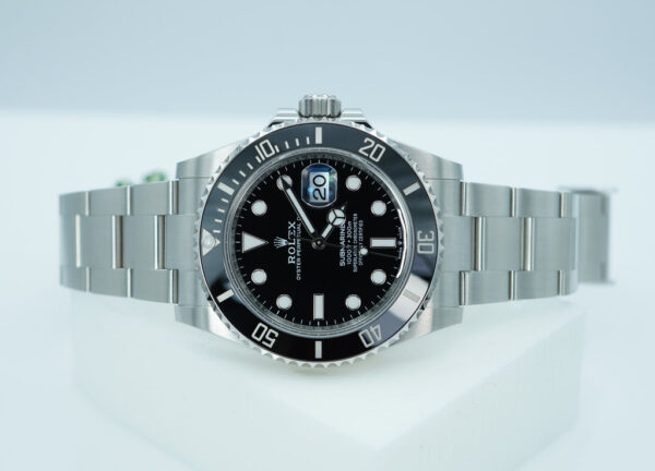 BRAND NEW Rolex 126610LN SUBMARINER DATE 41MM NEW MODEL 2025 FULL SET - Image 10