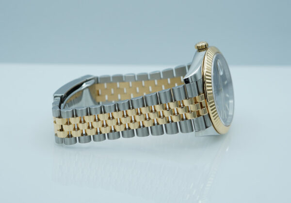 Rolex 126333 DATEJUST 41 YELLOW GOLD STEEL BLACK DIAL JUBILEE 2023 WARRANTY FULL SET - Image 6