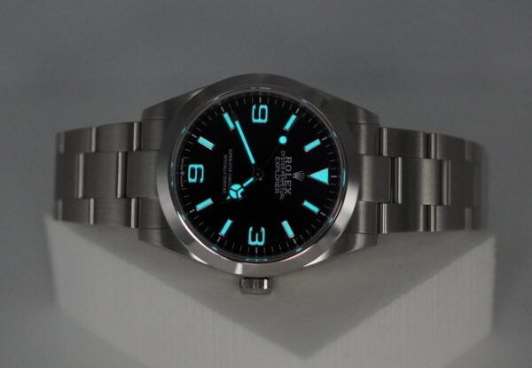 Rolex 224270 EXPLORER FULL LUME DIAL NEW MODEL 40MM 2024 WARRANTY FULL SET - Image 11