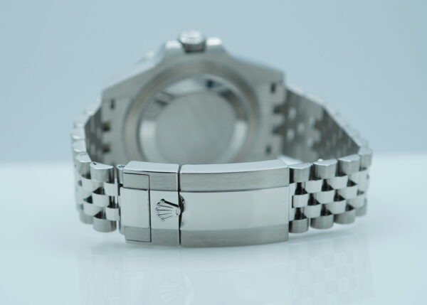 Rolex 126710BLNR GMT MASTER 2 BLACK BLUE BEZEL JUBILEE BAND 2023 FULL SET - Image 7