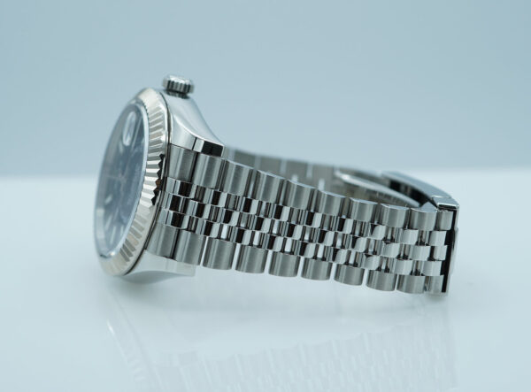 Rolex 326934 SKY-DWELLER BLUE DIAL JUBILEE BAND 2023 WARRANTY FULL SET - Image 6