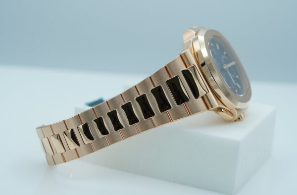 NEW Patek PHILIPPE 5990/1R NAUTILUS TRAVEL TIME CHRONOGRAPH 18K ROSE GOLD BLUE DIAL FULL SET - Image 5