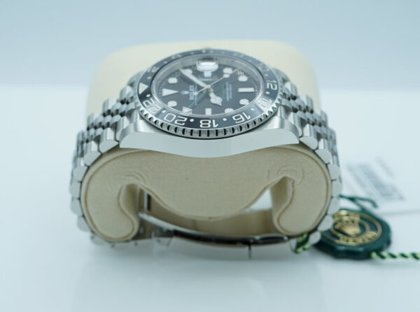 BRAND NEW Rolex 126710GRNR GMT MASTER 2 BLACK GREY BEZEL JUBILEE BAND 2025 FULL SET - Image 3