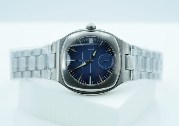 BRAND NEW Laurent Ferrier SPORT AUTO TITANIUM BLUE DIAL 2025 WARRANTY FULL SET - Image 10