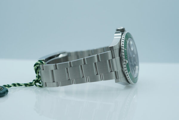 BRAND NEW Rolex 126610LV SUBMARINER 41 GREEN MARK 2 BEZEL BLACK DIAL 2025 FULL SET - Image 5