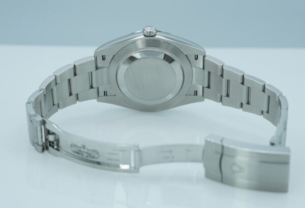 Rolex 124300 OYSTER PERPETUAL 41 SILVER GOLD ACCENTS DIAL 2023 WARRANTY FULL SET - Image 8