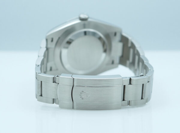 Rolex 124300 OYSTER PERPETUAL 41 SILVER GOLD ACCENTS DIAL 2023 WARRANTY FULL SET - Image 7