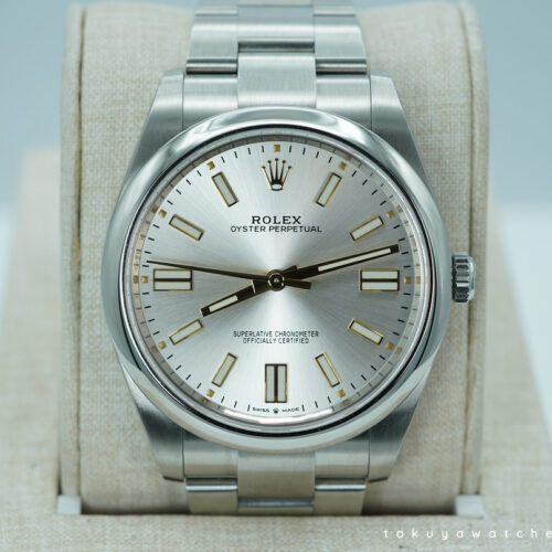 Rolex 124300 OYSTER PERPETUAL 41 SILVER GOLD ACCENTS DIAL 2023 WARRANTY FULL SET