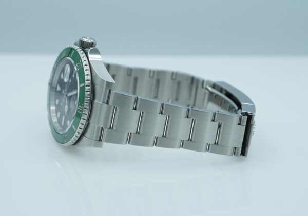 Rolex 126610LV SUBMARINER 41 GREEN MARK 2 BEZEL BLACK DIAL 2024 WARRANTY FULL SET - Image 5