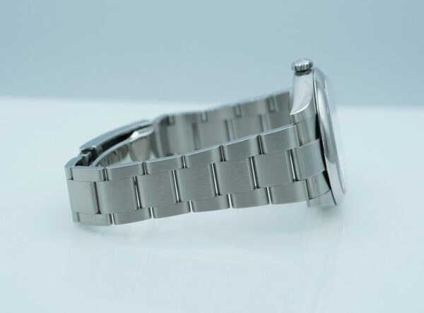 Rolex 124300 OYSTER PERPETUAL 41 SILVER GOLD ACCENTS DIAL 2023 WARRANTY FULL SET - Image 5