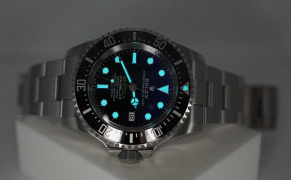 Rolex 136660 DEEPSEA D BLUE DIAL JAMES CAMERON 2024 WARRANTY FULL SET - Image 11