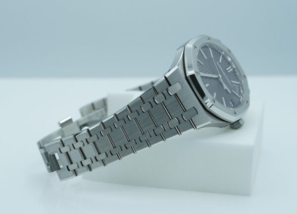 Audemars PIGUET ROYAL OAK 15510ST STAINLESS STEEL GREY DIAL 2024 WARRANTY FULL SET - Image 6
