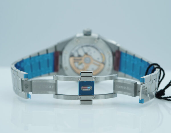 BRAND NEW Audemars PIGUET ROYAL OAK 15550ST BLUE DIAL 37MM 2025 FULL SET - Image 8