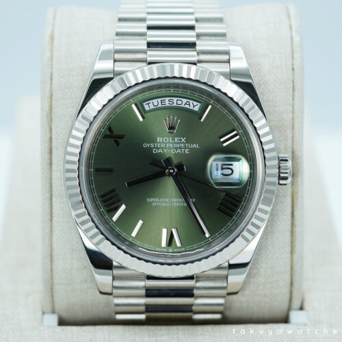 Rolex 228239 DAY DATE 40 WHITE GOLD OLIVE GREEN ROMAN DIAL 2021 FULL SET