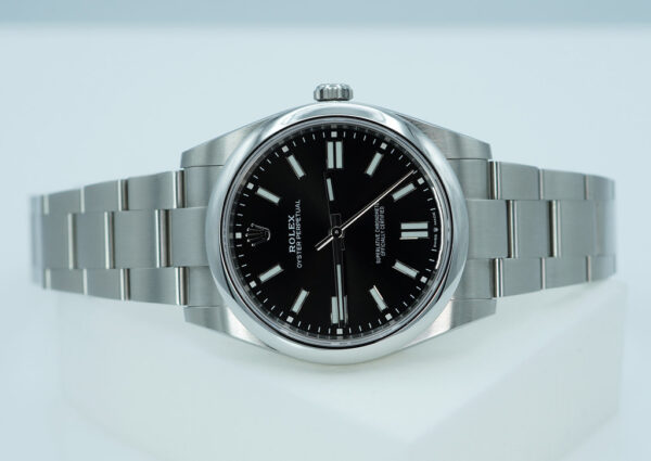 Rolex 124300 OYSTER PERPETUAL 41 BLACK DIAL 2022 WARRANTY FULL SET - Image 10