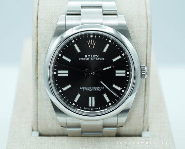 Rolex 124300 OYSTER PERPETUAL 41 BLACK DIAL 2022 WARRANTY FULL SET