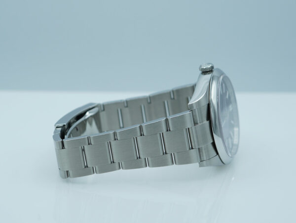 BRAND NEW Rolex 124300 OYSTER PERPETUAL 41 BLUE DIAL 2025 WARRANTY FULL SET - Image 6