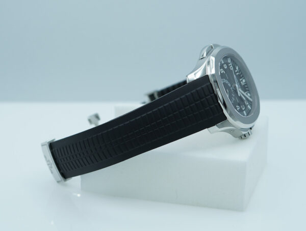 Patek PHILIPPE 5164A AQUANAUT TRAVEL TIME STAINLESS STEEL 330SC MOVEMENT 2023 FULL SET - Image 6