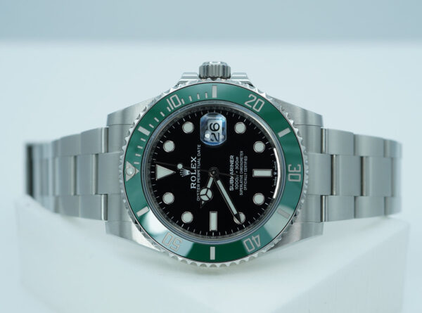 Rolex 126610LV SUBMARINER 41 GREEN MARK 1 BEZEL 2022 WARRANTY FULL SET - Image 10