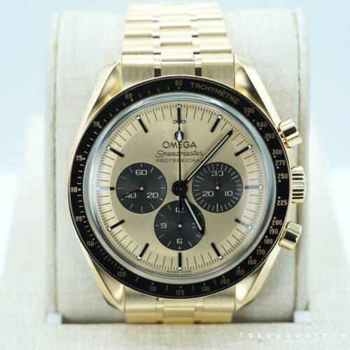 Omega SPEEDMASTER MOONWATCH MOONSHINE GOLD PANDA DIAL BRACELET 2023 FULL SET