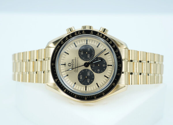 Omega SPEEDMASTER MOONWATCH MOONSHINE GOLD PANDA DIAL BRACELET 2023 FULL SET - Image 10