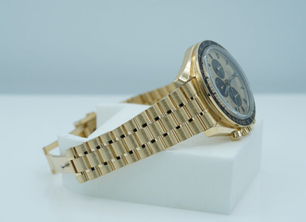 Omega SPEEDMASTER MOONWATCH MOONSHINE GOLD PANDA DIAL BRACELET 2023 FULL SET - Image 5