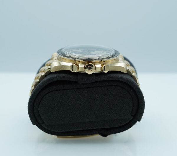 Omega SPEEDMASTER MOONWATCH MOONSHINE GOLD PANDA DIAL BRACELET 2023 FULL SET - Image 4