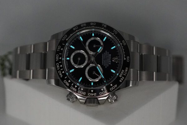 BRAND NEW Rolex 126500LN DAYTONA STAINLESS STEEL BLACK DIAL NEW MODEL 2025 FULL SET - Image 11
