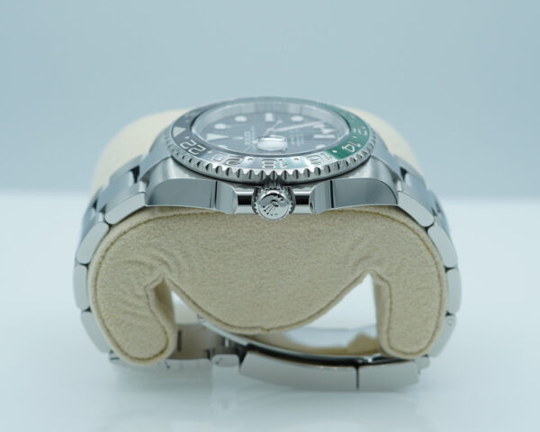 Rolex 126720VTNR GMT MASTER 2 LEFTY SPRITE GREEN BLACK BEZEL OYSTER 2023 FULL SET - Image 3